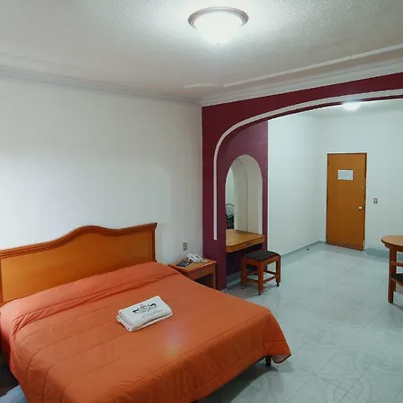 Hotel El Conquistador Monarca. Zitácuaro Exterior foto