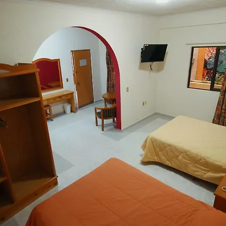 Hotel El Conquistador Monarca. Zitácuaro Exterior foto