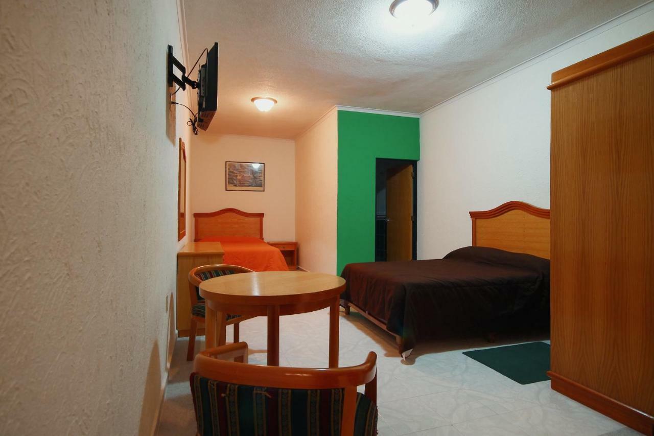 El Conquistador Monarca. Hotel